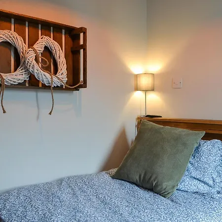 Loyal Cerise Bondgate Holiday home *